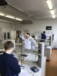 cho_B_skolni_7