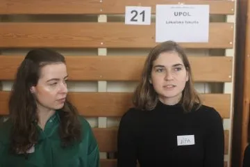 den_absolventu_25