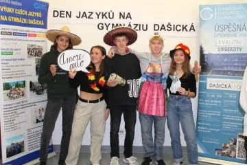den_cizich_jazyku_28