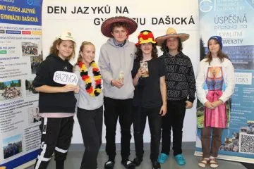 den_cizich_jazyku_38
