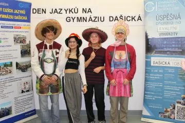 den_cizich_jazyku_41