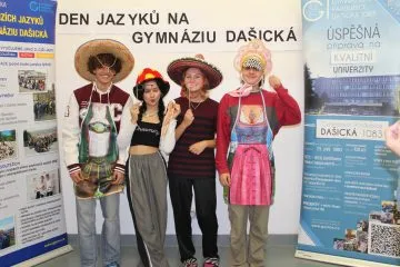 den_cizich_jazyku_43