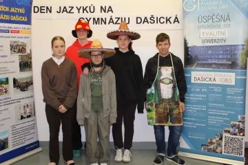 den_cizich_jazyku_56