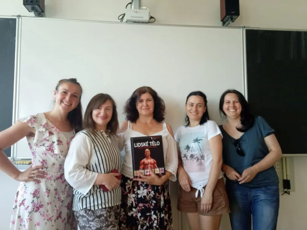 Kurzy češtiny pro Ukrajince na Gymnáziu Pardubice, Dašická 1083