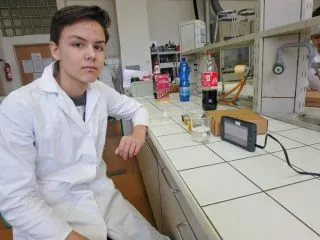 ZS_Sporilov_chemie_03