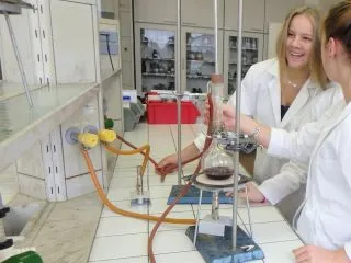 ZS_Studanka_chemie_01