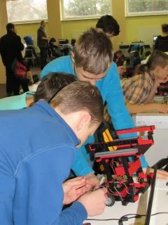 OPVK_udrzitelnost_robotika_2015_16_03