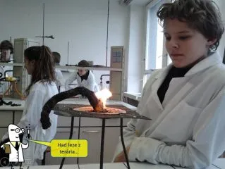 gydasicka_mladi_chemici_zkouseji_vedu2