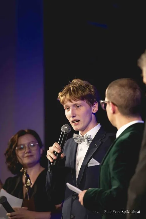 Matěj Bejblík z&nbsp;Gymnázia Vysoké Mýto získal v&nbsp;rámci udílení Cen města Vysoké Mýto za rok 2025 ocenění Student roku.