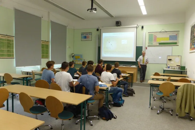 Odborná učebna fyziky na Gymnáziu Vysoké Mýto s&nbsp;přispěním Nadace ČEZ
