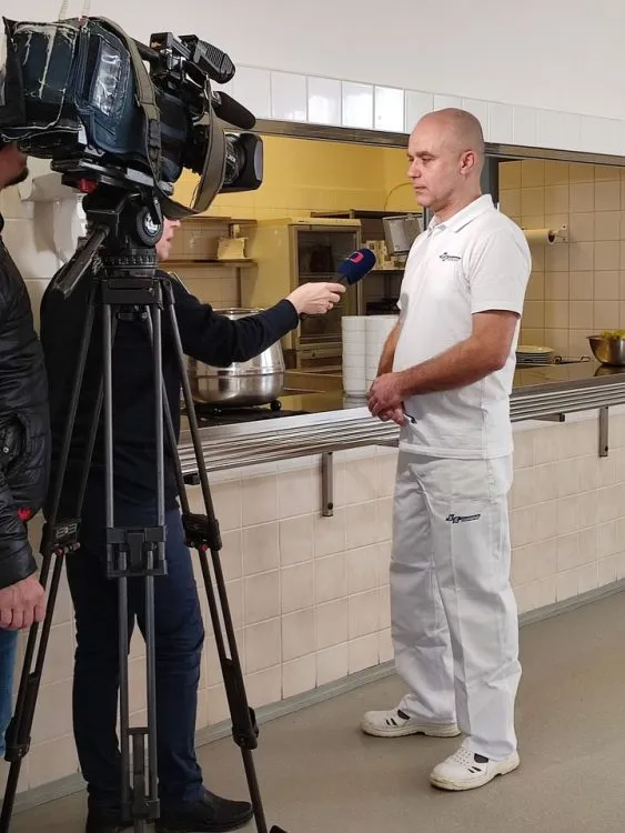 Česká televize natáčela v&nbsp;ústecké automobilní škole