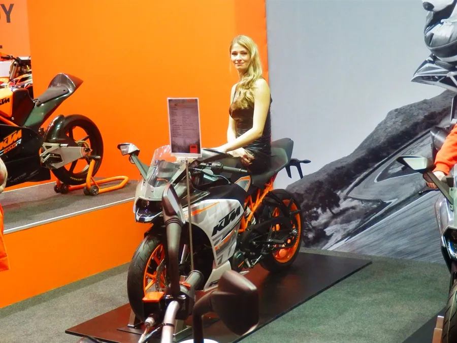 Studenti SŠ automobilní Ústí n. Orl. navštívili Motosalon 2014 v&nbsp;Brně
