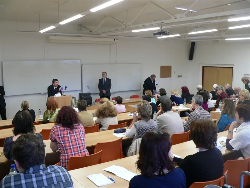 TŘI DNY S&nbsp;MATEMATIKOU PRO UČITELE SOŠ A&nbsp;SOU