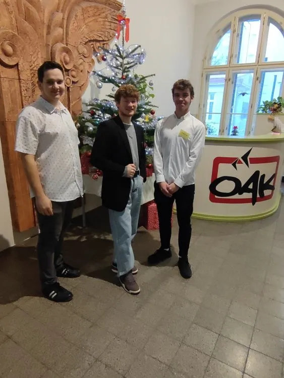 Studenti Obchodní akademie a&nbsp;SOŠ CR Choceň získali 2.&nbsp;místo v&nbsp;celostátní soutěži Ekonomický tým