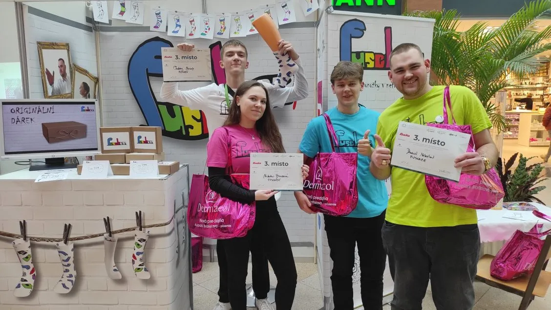 Třetí místo na veletrhu studentských firem JA EXPO získali studenti Obchodní akademie a&nbsp;SOŠ CR Choceň