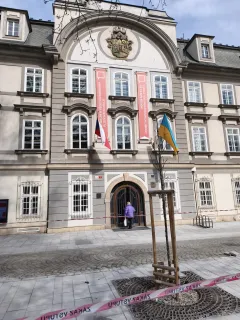 MT10