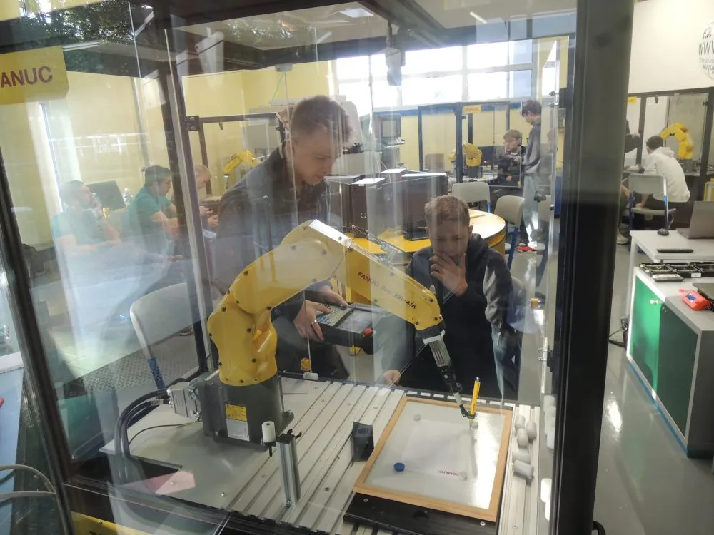 FANUC Camp – spojení CNC programování, robotiky a&nbsp;sportovního ducha