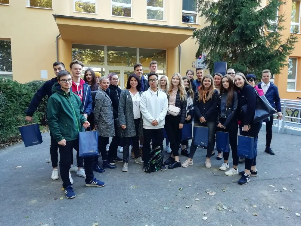 Nové partnerství Obchodní akademie Pardubice na Slovensku