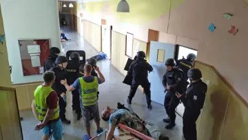POLCVIC02