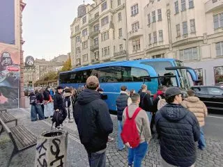 VOJ12