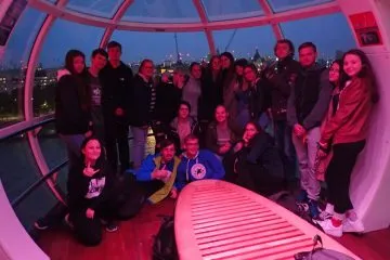 143.-London