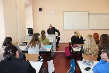 42_4