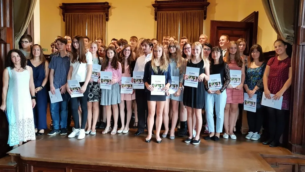 Slavnostní předávání certifikátů Cambridge English na svitavském gymnáziu