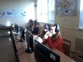 AR2