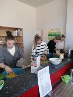 Erasmus-2