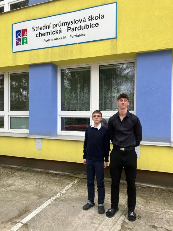 Analýza kvality vína či kinetika růstu skleněných krystalů slavily úspěch
