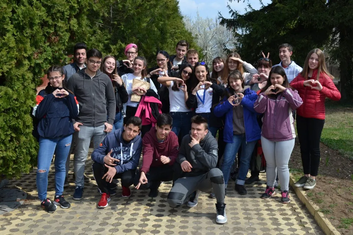 Středoškoláci bořili v&nbsp;bulharském Popovu hranice mezi národy