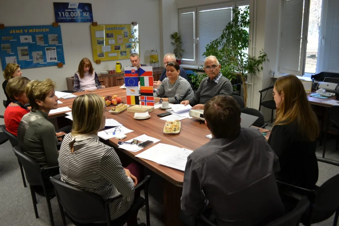 Chemická škola hostila účastníky projektu Partnerství pro ECVET