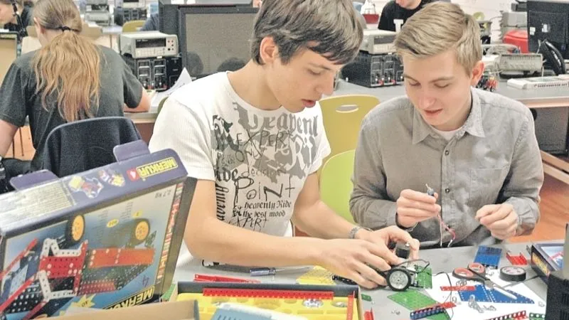 Merkur dostal středoškoláky na vysokou bez přijímaček