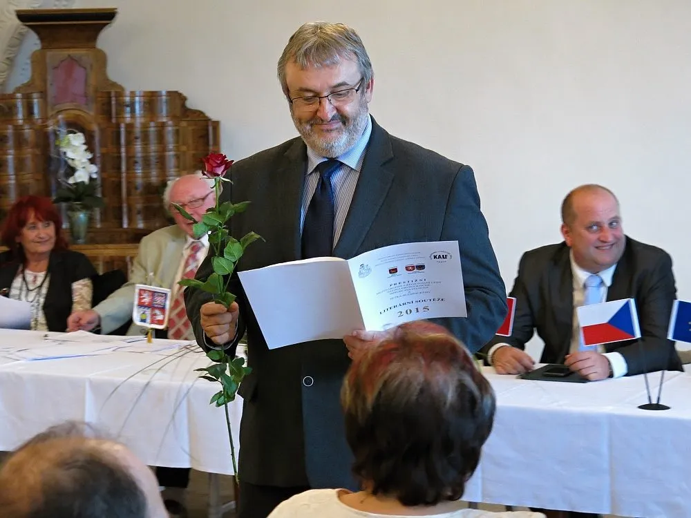 Kniha ředitele svitavského gymnázia Milana Báči byla oceněna Cenou Egona Ervina Kische
