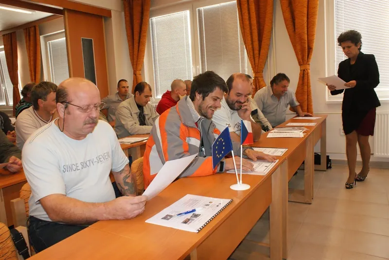 NSK: Profesní kvalifikační zkoušku absolvovalo loni o&nbsp;1/3 více lidí než v&nbsp;roce 2012.&nbsp;Největší zájem byl o&nbsp;ostrahu a&nbsp;masérské služby