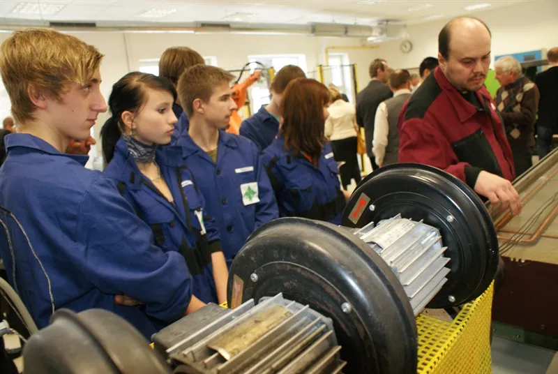 Firmy mají zájem o&nbsp;mladé strojaře a&nbsp;elektrotechniky