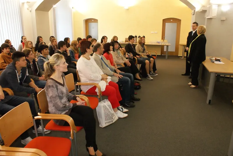 Obchodní akademie Pardubice hostí partnery z&nbsp;Bavorska již pošesté