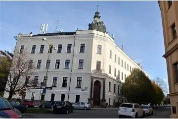 DOD – Obchodní akademie, Chrudim, Tyršovo náměstí 250