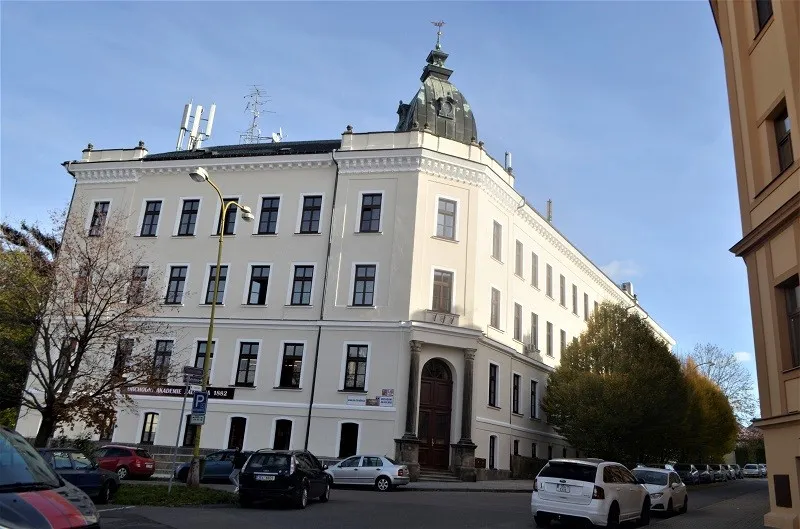 DOD – Obchodní akademie, Chrudim, Tyršovo náměstí 250