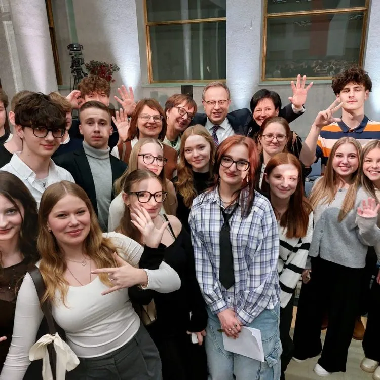Studenti OA Chrudim ve Fokusu Václava Moravce: Cenná zkušenost z&nbsp;přímého přenosu