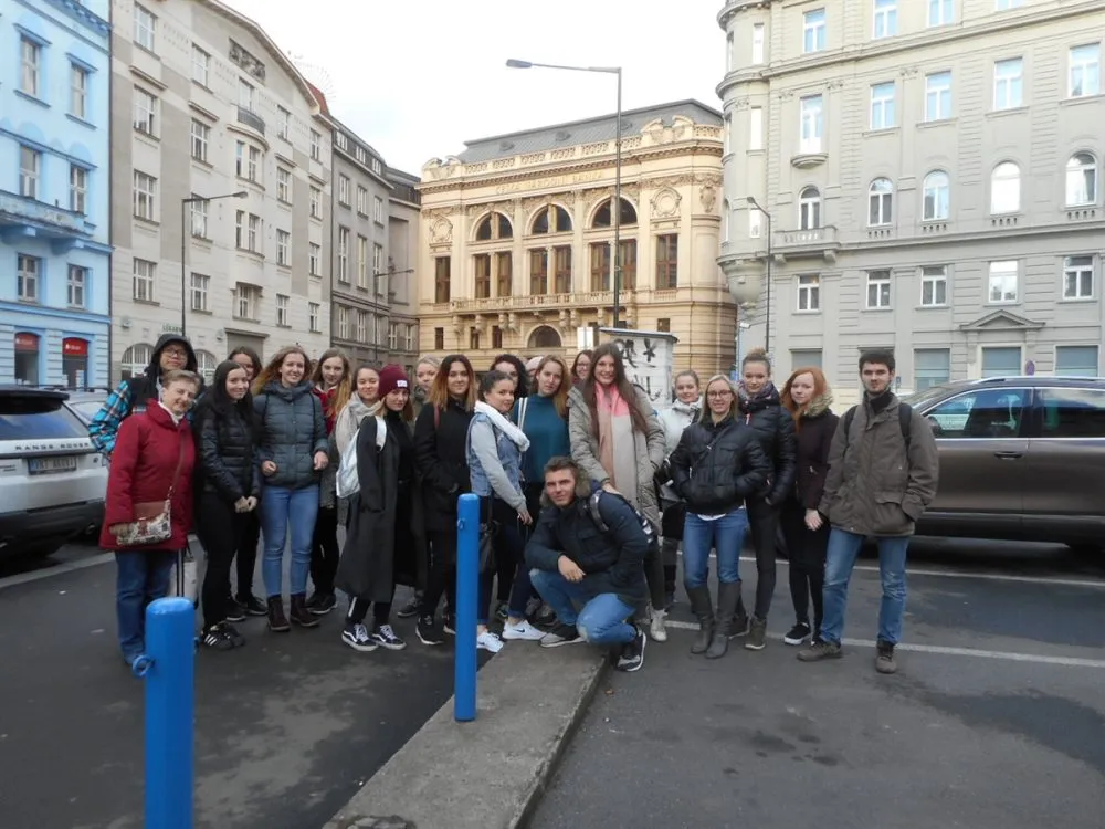 Obchodní akademie Chrudim v&nbsp;České národní bance