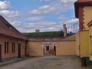 exkurze-Terezin-12.4-1