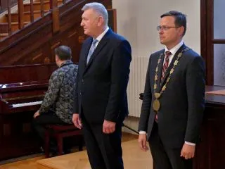 predavani-vysvedceni-4-29