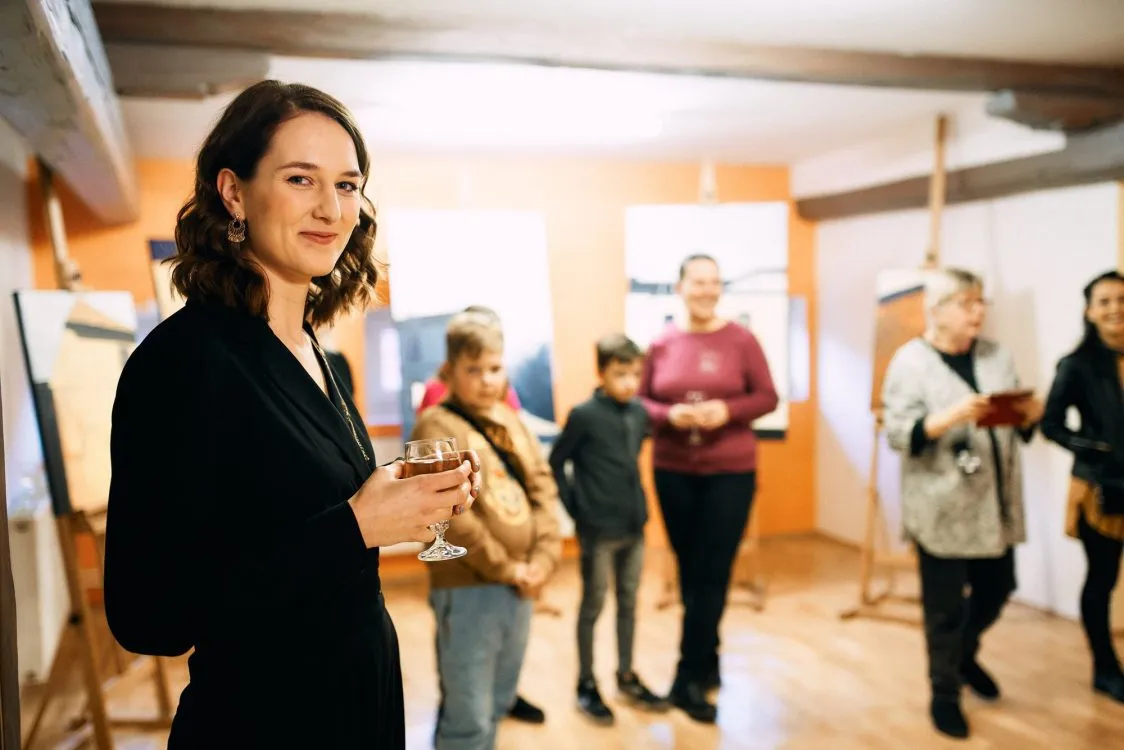 Pedagožka umprumky Veronika Bílková znovu vystavuje!