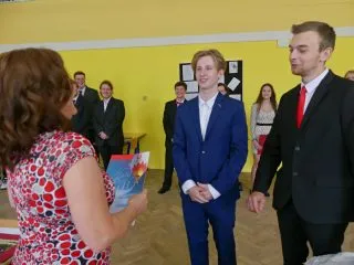 predavani-maturitnich-vysvedceni-4-60