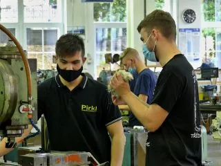 P1040710