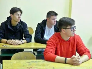 P1040192