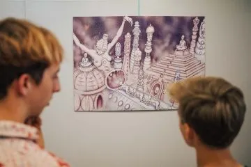vernisaz-vystavy-Pod-povrchem-17