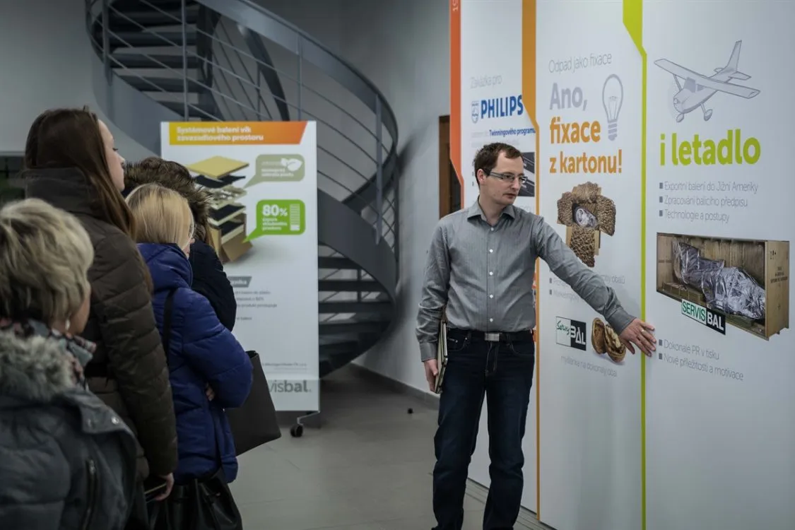 V&nbsp;Dobrušce se studenti reklamy nenudili