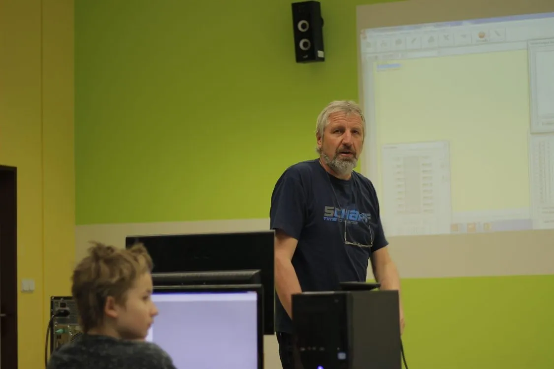 V&nbsp;rámci projektu se žáci opět podívali na „umprumku“